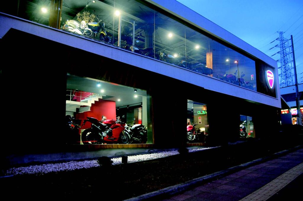 Ducati yokohama新築工事8