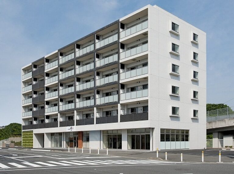 ルラーシュ東戸塚1