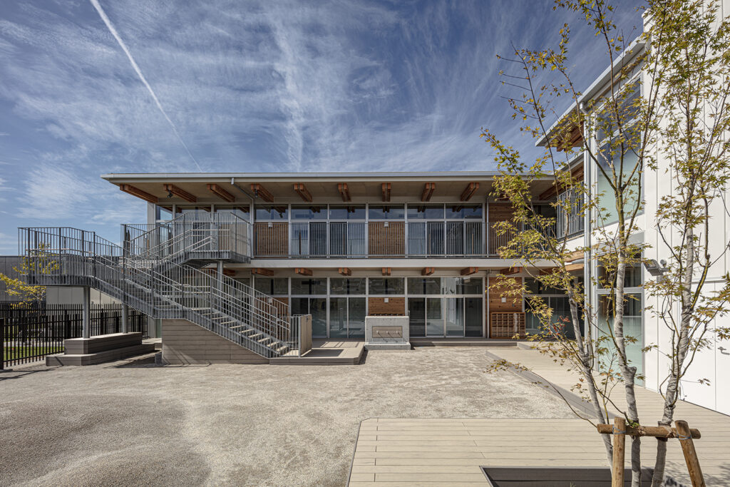 中外ライフサイエンスパーク横浜福利厚生棟建設工事1