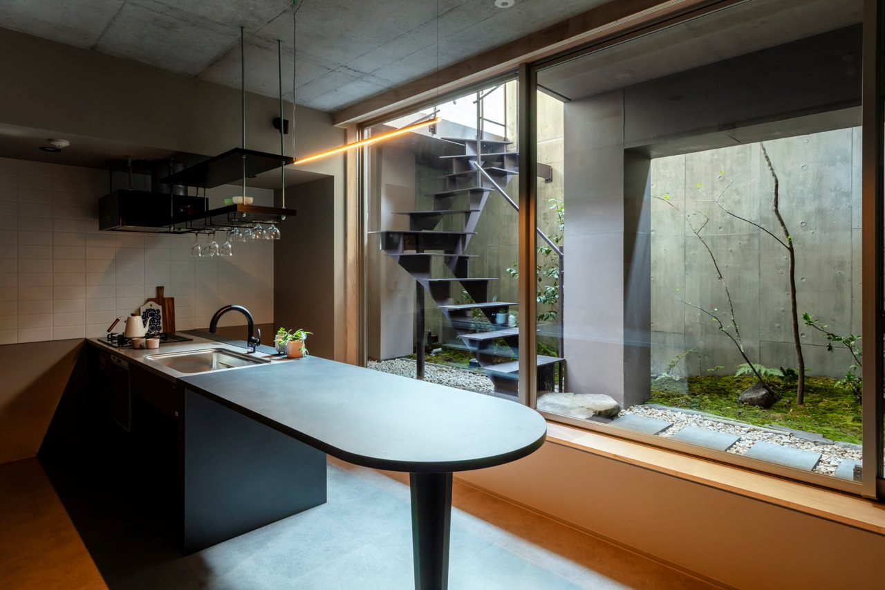 夏目坂共同住宅13