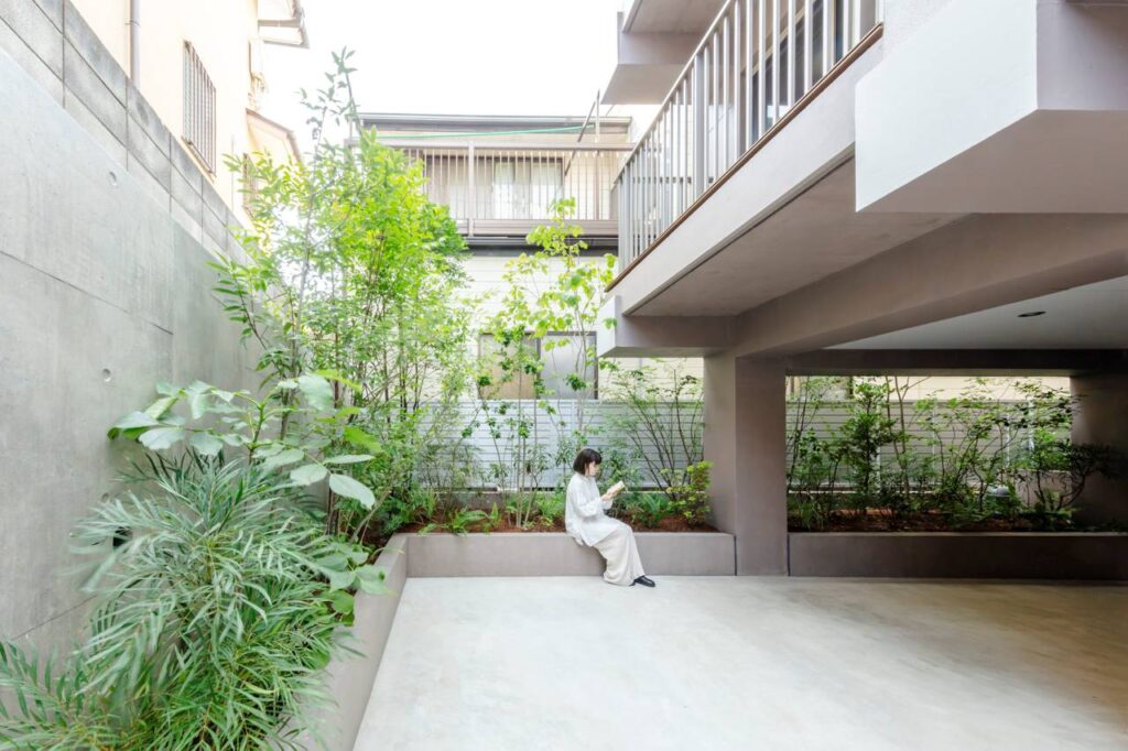 夏目坂共同住宅14