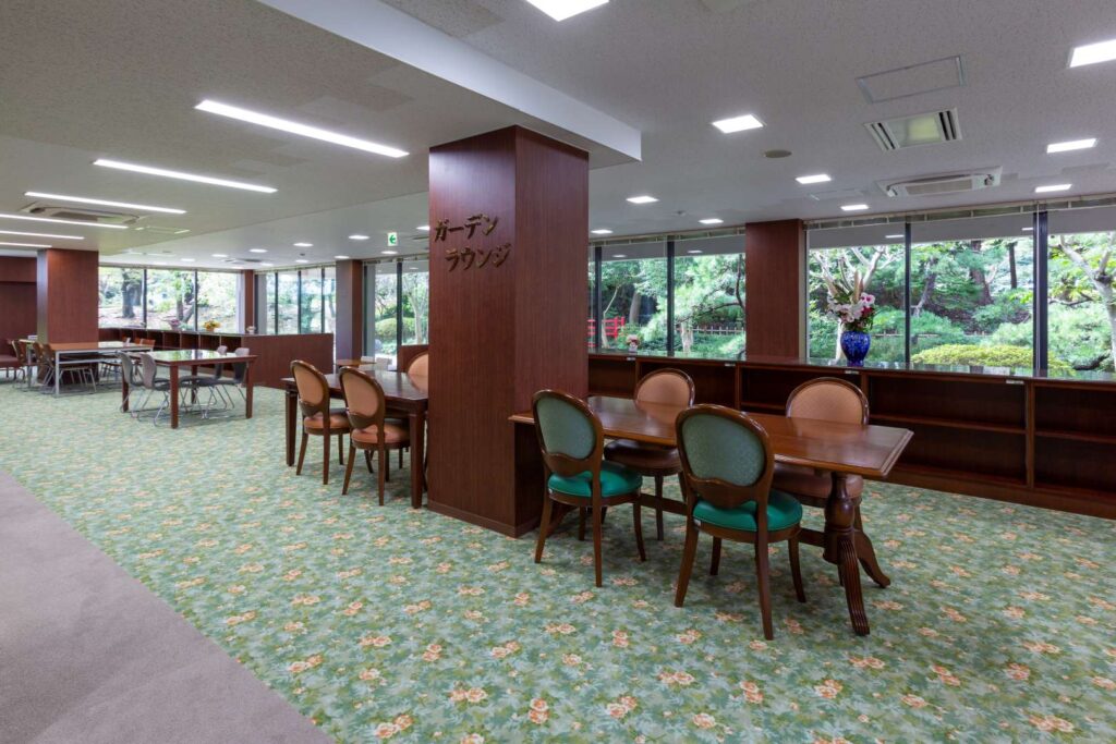 横浜薬科大学図書館棟3